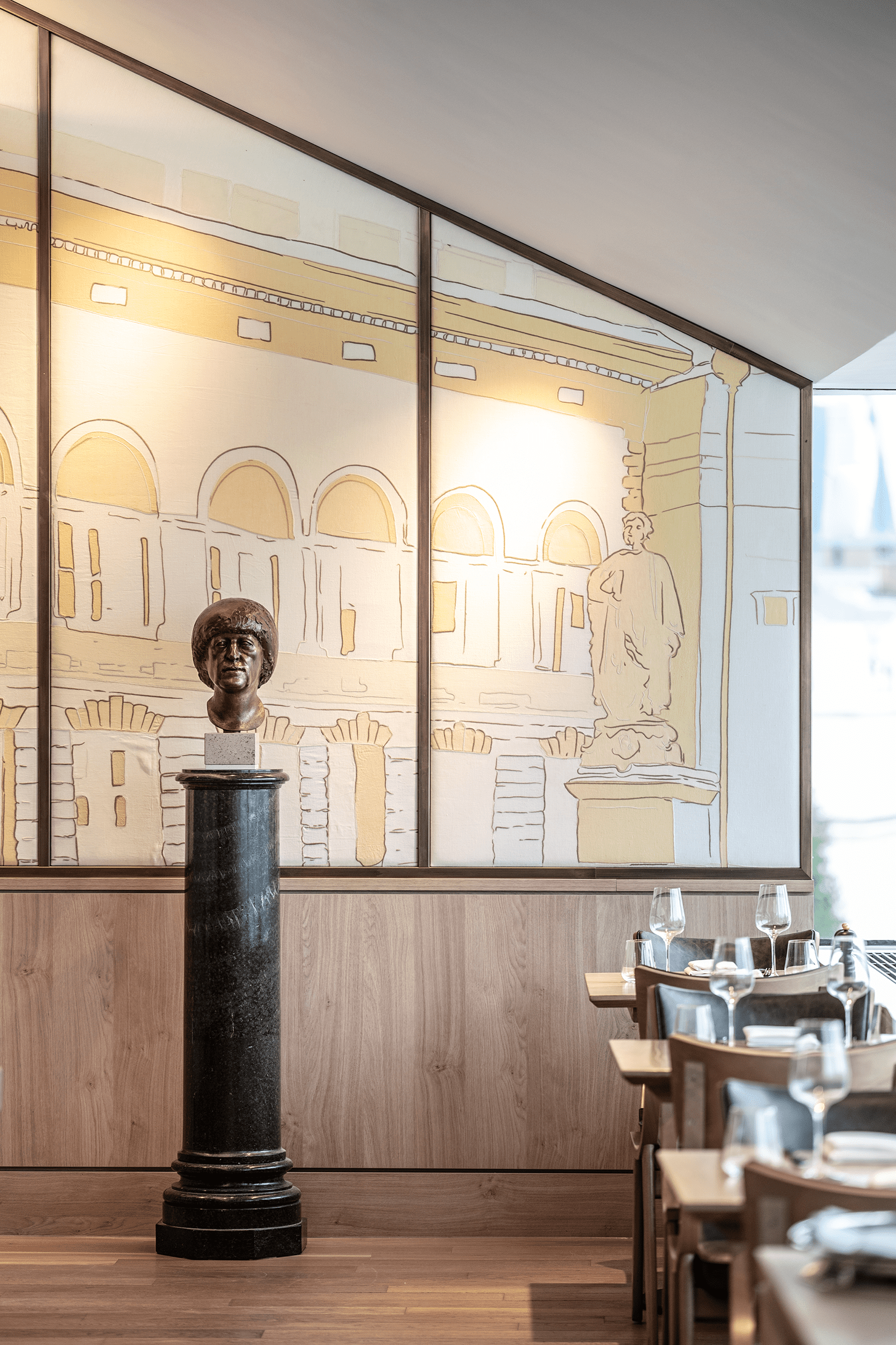 Bespoke wall covering and sculpture at The Portrait Restaurant