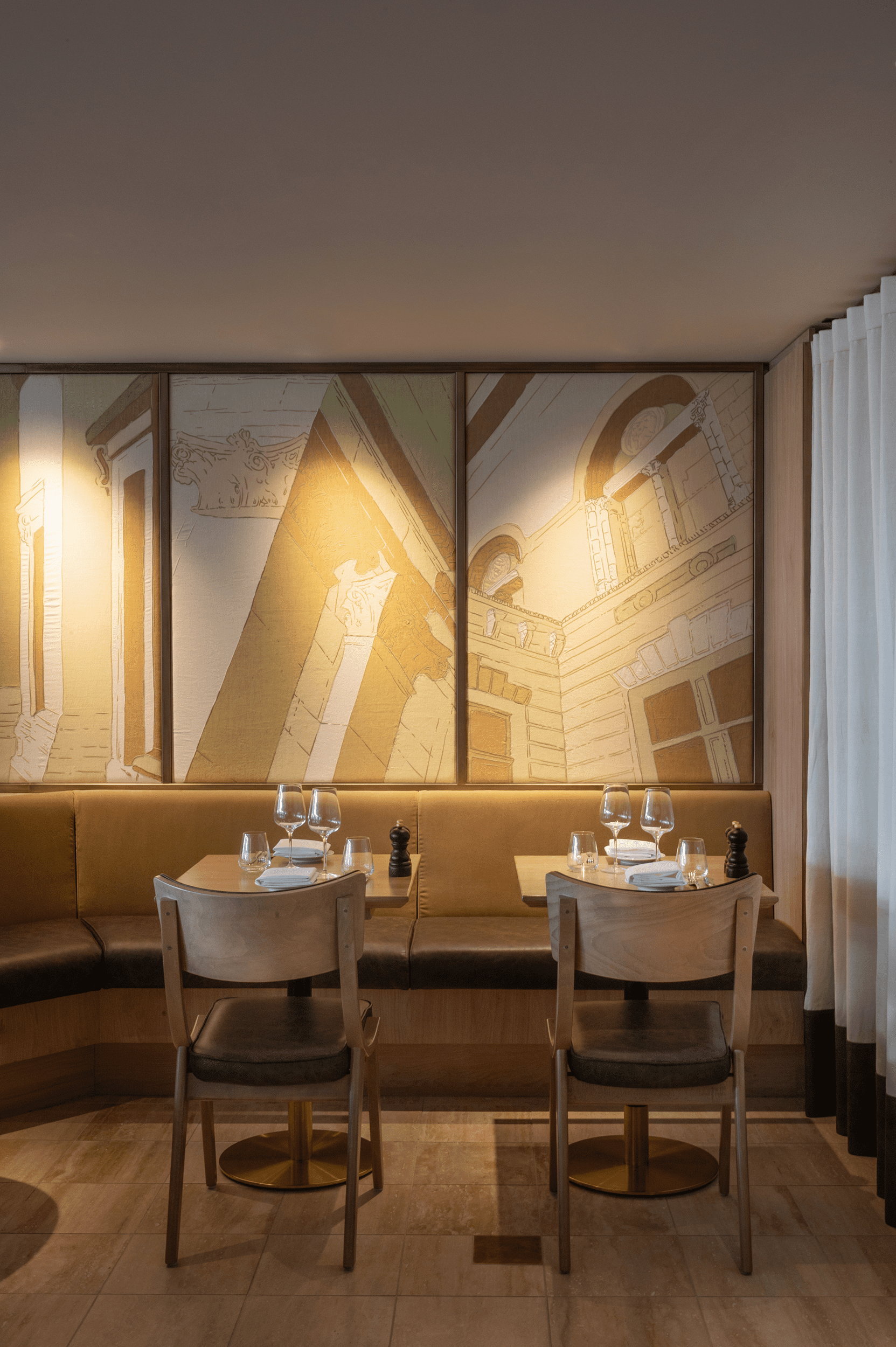 Bespoke wall covering and dining area in The Portrait restaurant, London